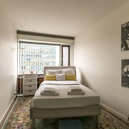 Halldis - Montparnasse Area * Париж